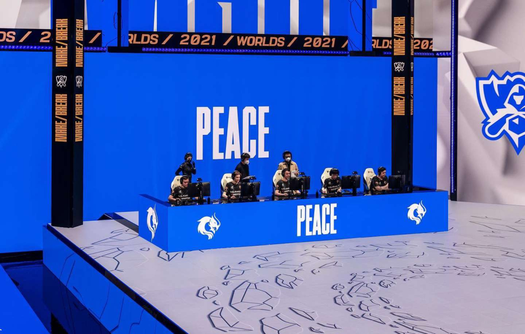 Peace bị loại khỏi giải đấu LCO vì vấn đề visa và nợ lương tuyển thủ Peace bị loại khỏi giải đấu LCO vì vấn đề visa và nợ lương tuyển thủ