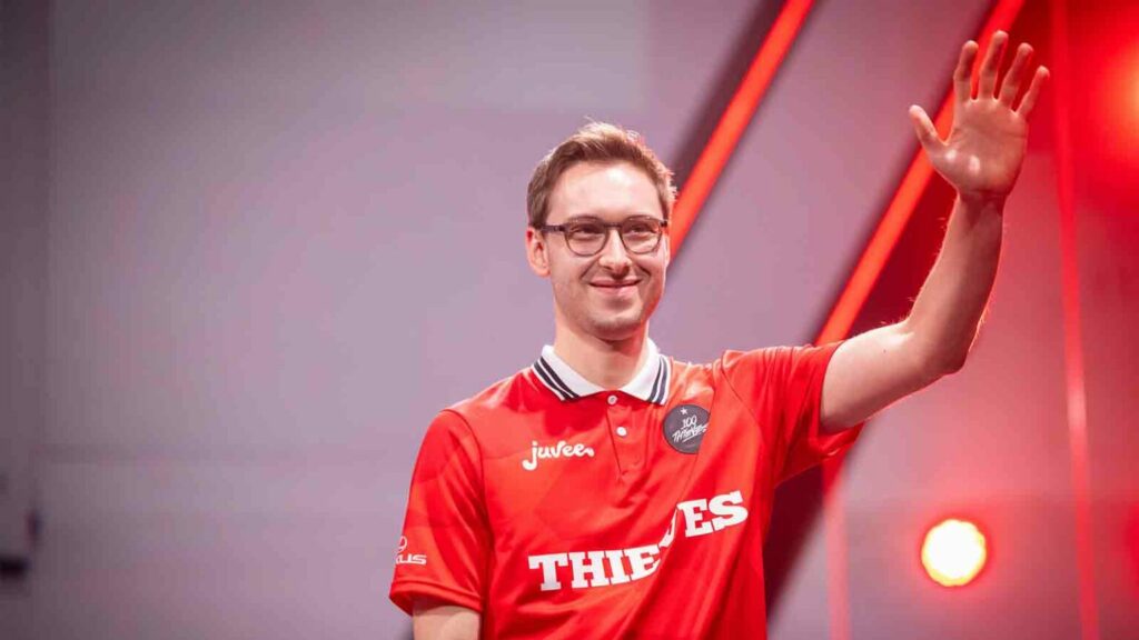Bjergsen giải nghệ sau 11 năm gắn bó với Liên Minh Huyền Thoại Bjergsen giải nghệ sau 11 năm gắn bó với Liên Minh Huyền Thoại